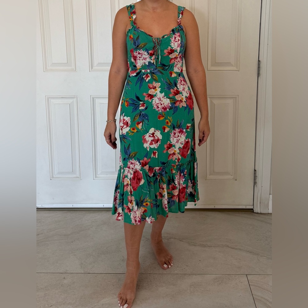 Lulu's Green Floral Midi Dress